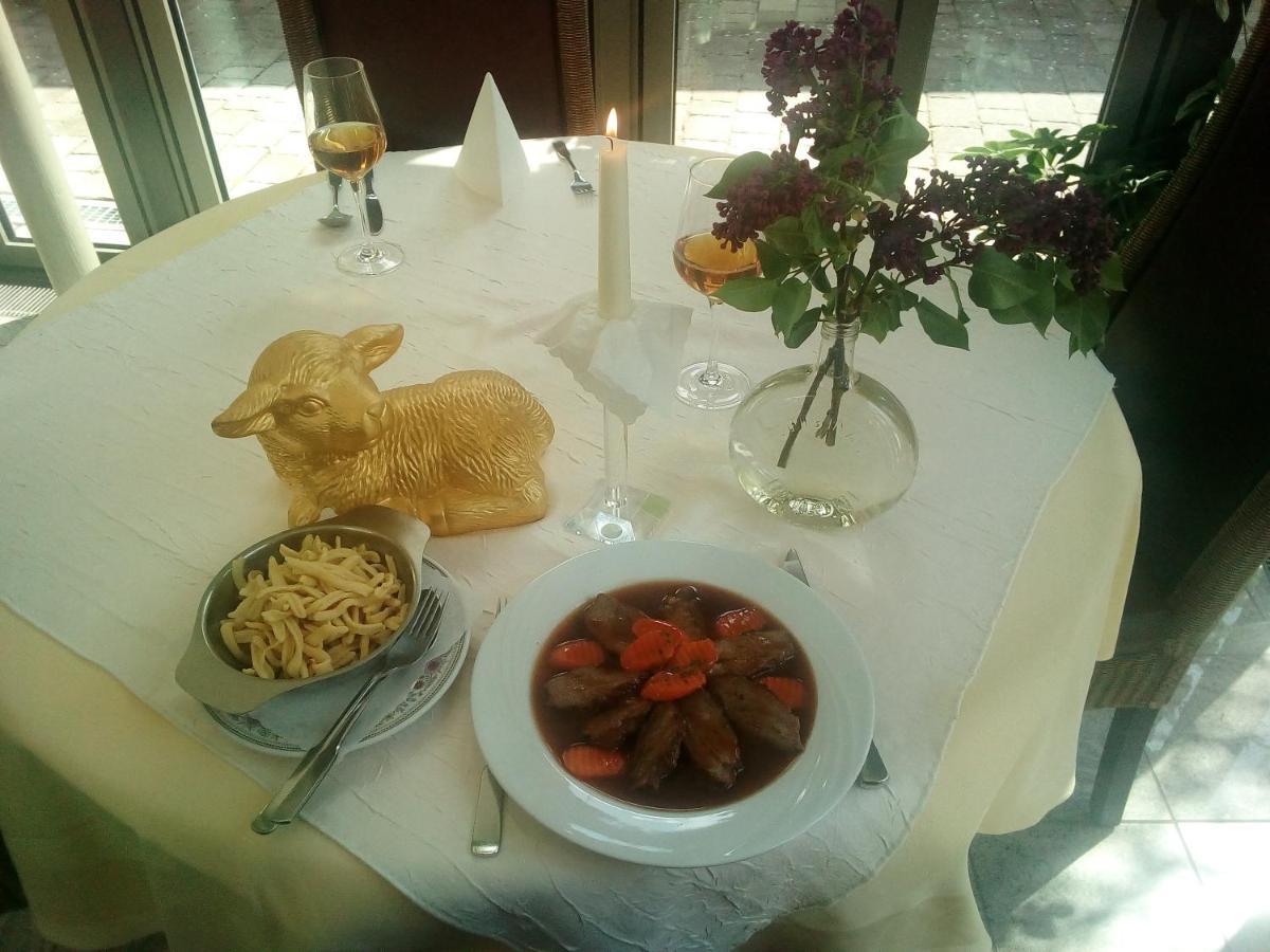 Hotel-Restaurant Goldenes Lamm Dinkelsbühl Dış mekan fotoğraf