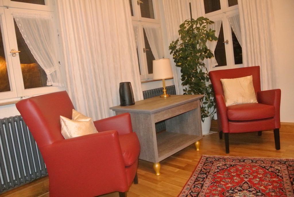 Hotel-Restaurant Goldenes Lamm Dinkelsbühl Oda fotoğraf