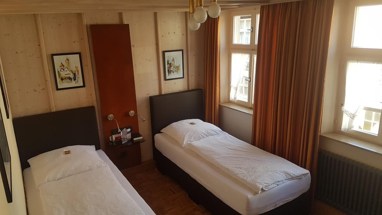 Hotel-Restaurant Goldenes Lamm Dinkelsbühl Dış mekan fotoğraf