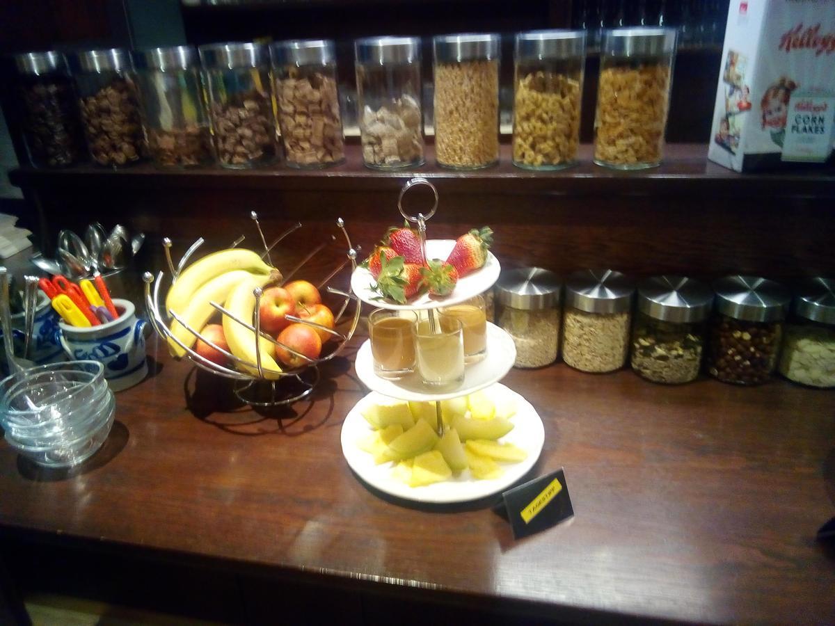Hotel-Restaurant Goldenes Lamm Dinkelsbühl Dış mekan fotoğraf