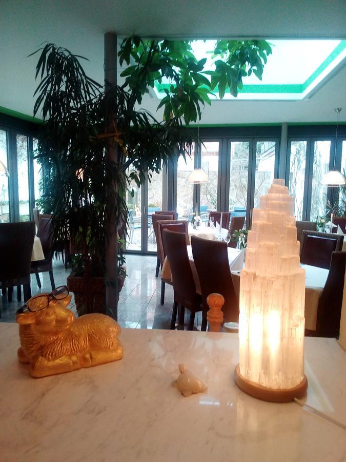 Hotel-Restaurant Goldenes Lamm Dinkelsbühl Dış mekan fotoğraf