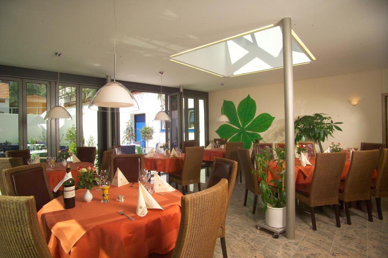 Hotel-Restaurant Goldenes Lamm Dinkelsbühl Dış mekan fotoğraf